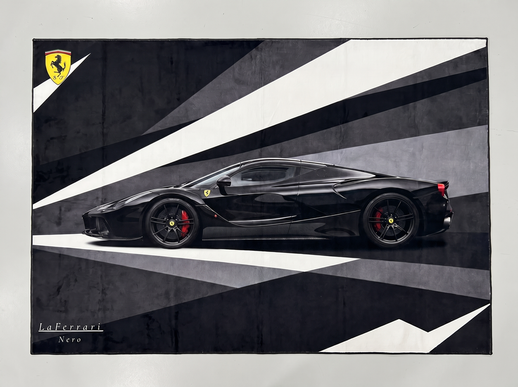Ferrari LaFerrari — Nero Daytona