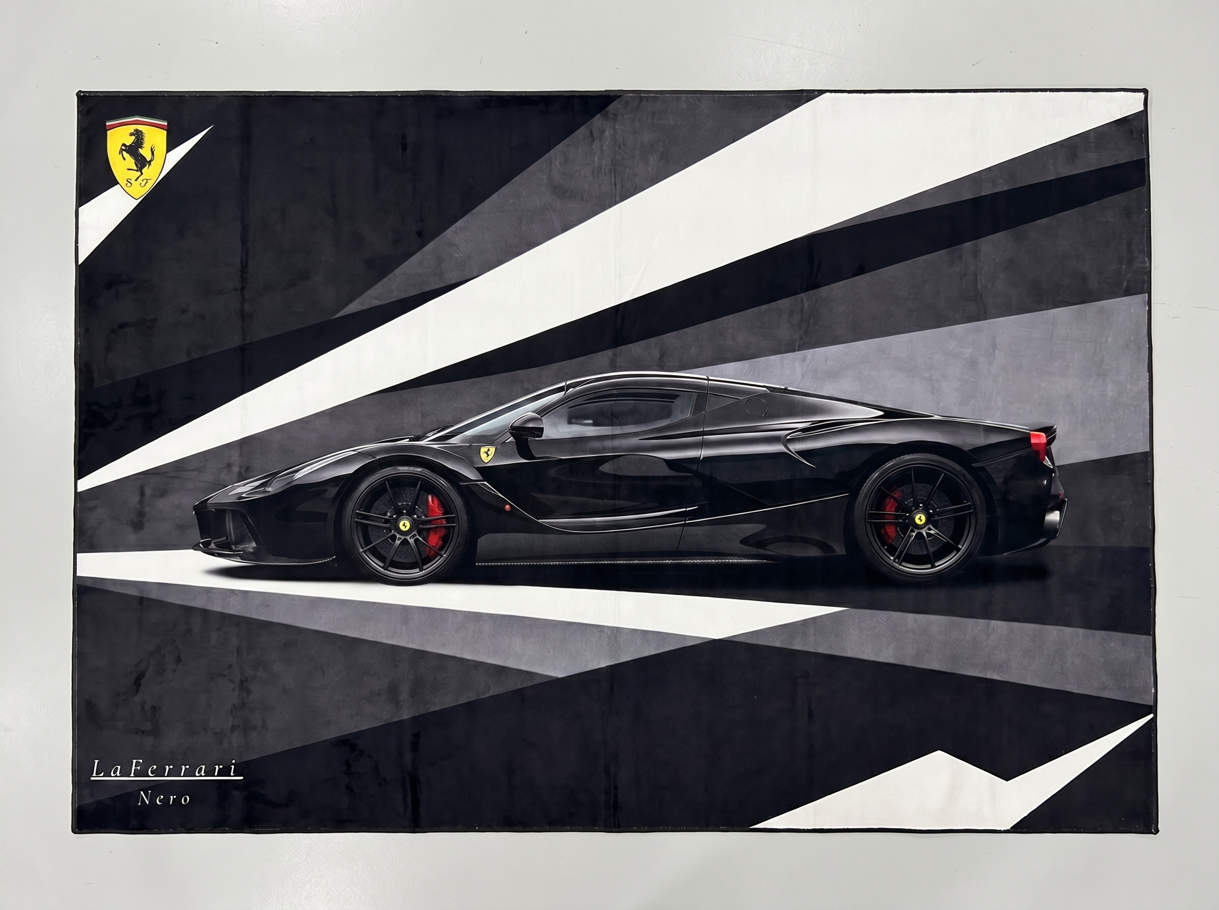 Ferrari LaFerrari — Nero Daytona