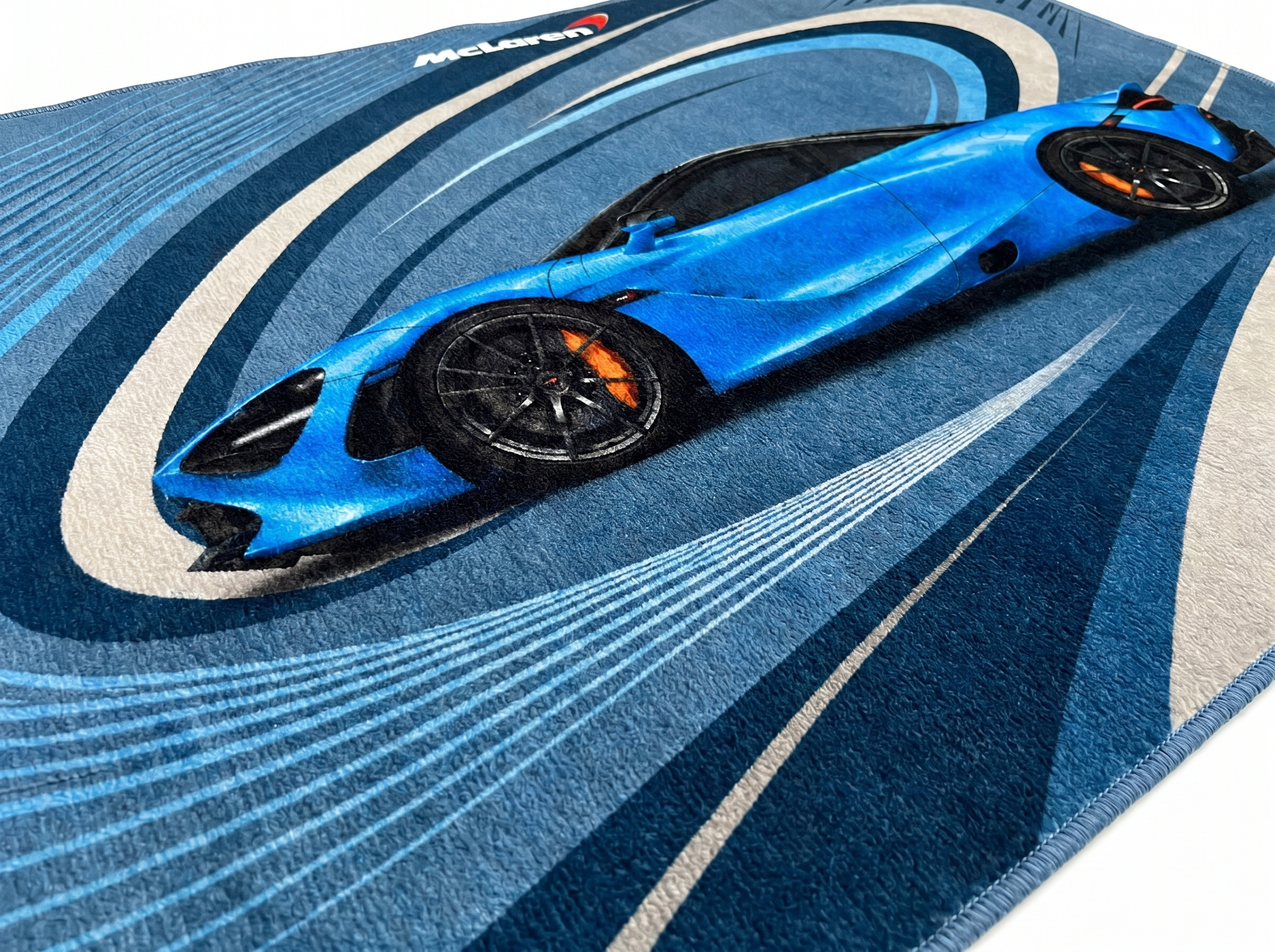 McLaren 720S — Belize Blue